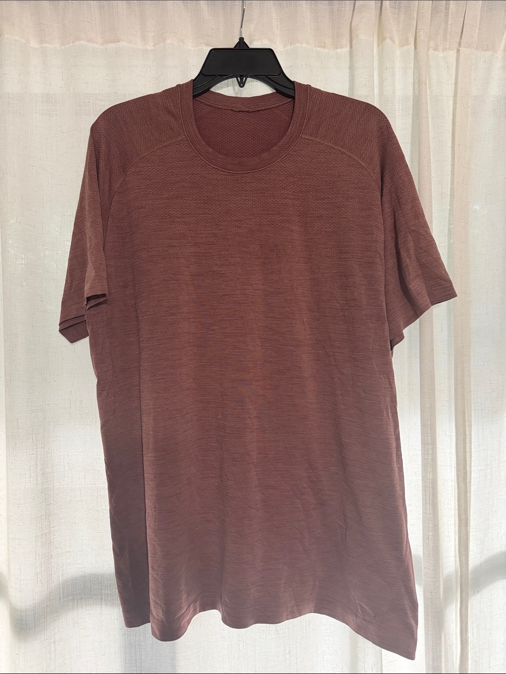 lululemon athletica Men's Short Sleeve Crew Tee